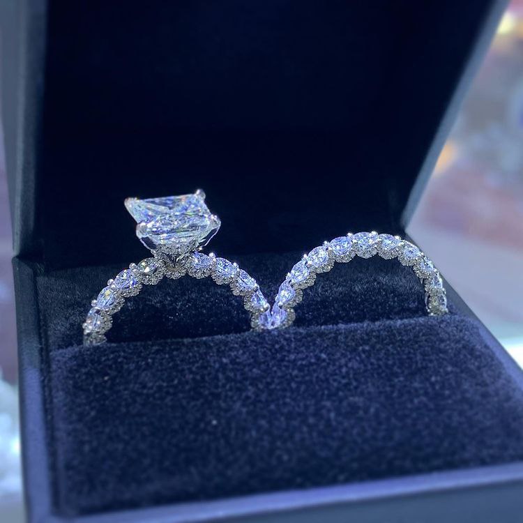 Platinum Wedding Band Set